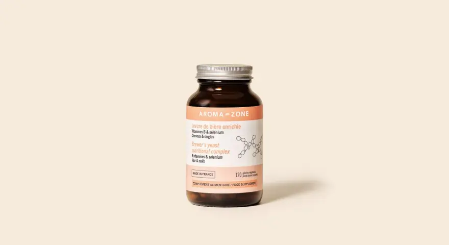 Complément alimentaire Aroma-Zone à base de levure de bière enrichie, vitamines B et sélénium, pour les cheveux et ongles. Découvrez les vitamine b12 bienfaits.